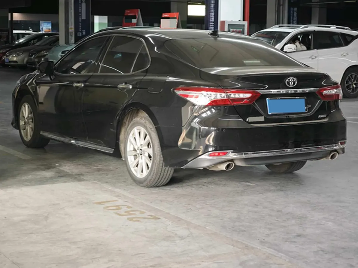 2023 Toyota Camry 2.5L 207HP L4 8AT,autocango,china used car exporter,china ev exporter,chinese used car exporter,chinese used ev exporter