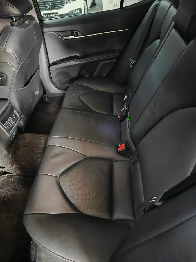 2023 Toyota Camry 2.5L 207HP L4 8AT,autocango,china used car exporter,china ev exporter,chinese used car exporter,chinese used ev exporter