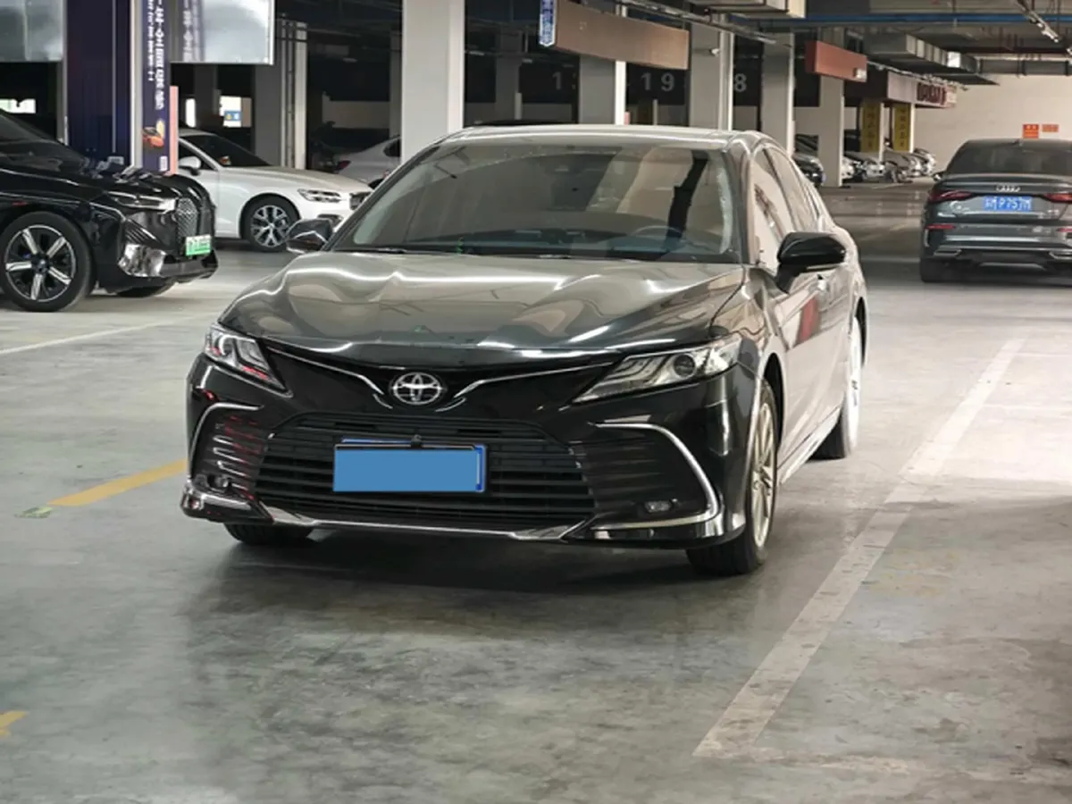 2023 Toyota Camry 2.5L 207HP L4 8AT,autocango,china used car exporter,china ev exporter,chinese used car exporter,chinese used ev exporter