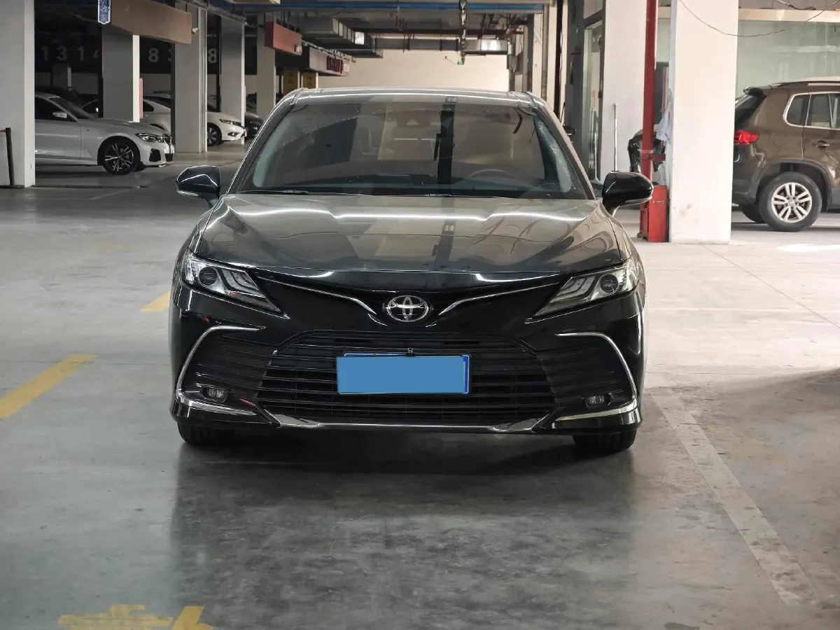 2023 Toyota Camry 2.5L 207HP L4 8AT,autocango,china used car exporter,china ev exporter,chinese used car exporter,chinese used ev exporter