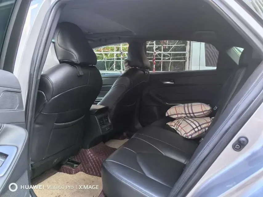 2022 Toyota Avalon 2.0L 178HP L4 CVT,autocango,china used car exporter,china ev exporter,chinese used car exporter,chinese used ev exporter