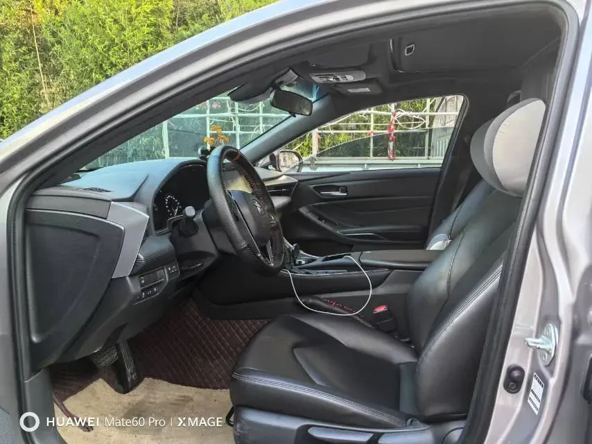 2022 Toyota Avalon 2.0L 178HP L4 CVT,autocango,china used car exporter,china ev exporter,chinese used car exporter,chinese used ev exporter