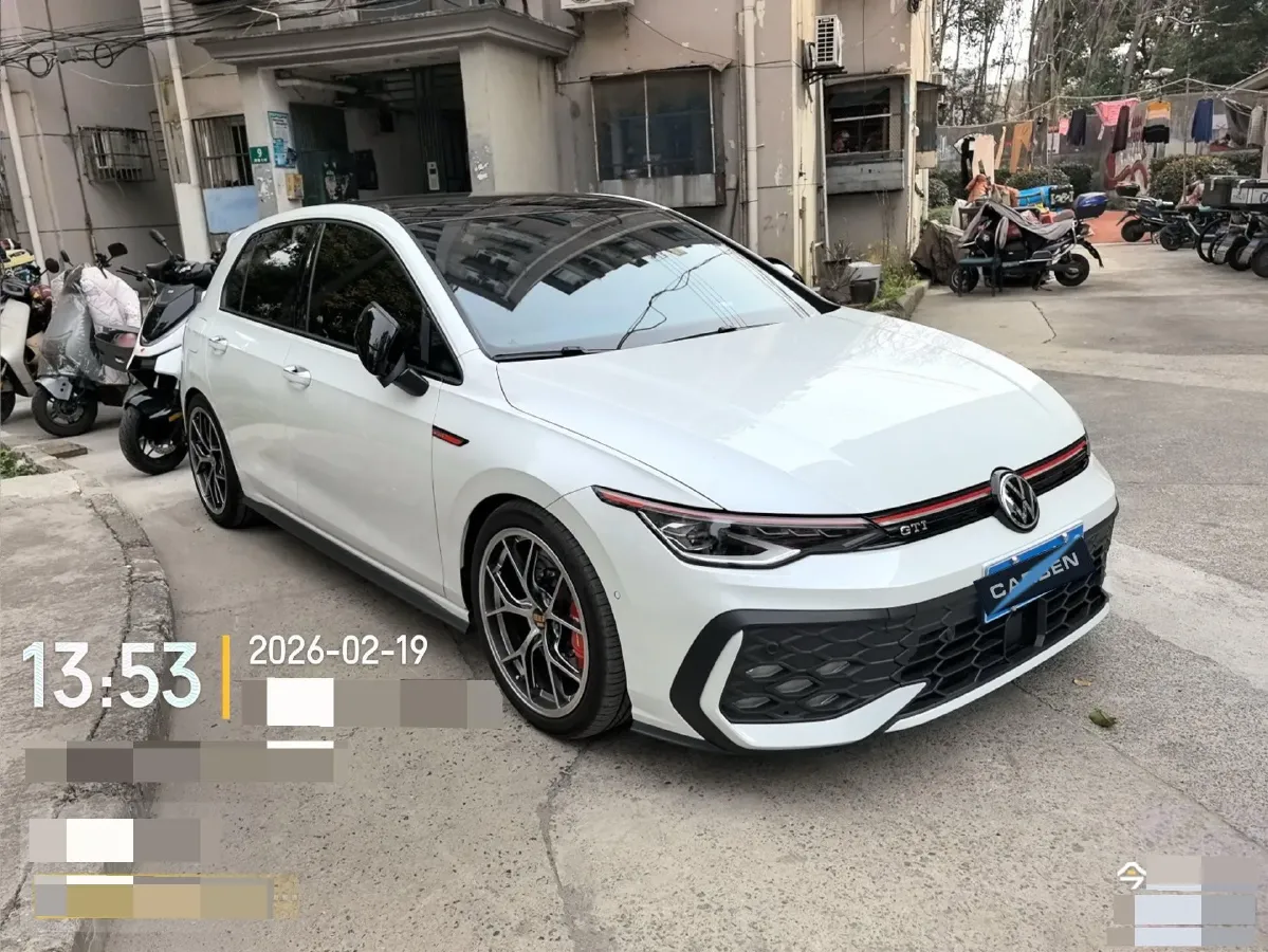 2025 Volkswagen GolfGTI 2.0T 220HP L4 7DCT,autocango,china used car exporter,china ev exporter,chinese used car exporter,chinese used ev exporter