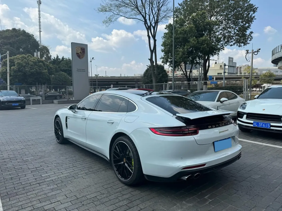2018 Porsche Panamera 2.9T 330HP V6 8DCT PHEV 14.1KWH,autocango,china used car exporter,china ev exporter,chinese used car exporter,chinese used ev exporter