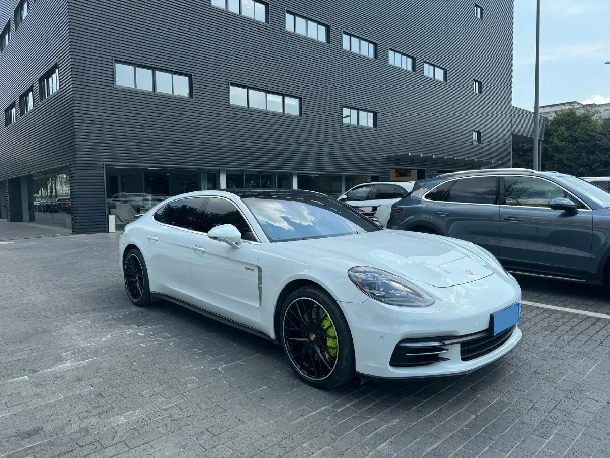 2018 Porsche Panamera 2.9T 330HP V6 8DCT PHEV 14.1KWH,autocango,china used car exporter,china ev exporter,chinese used car exporter,chinese used ev exporter