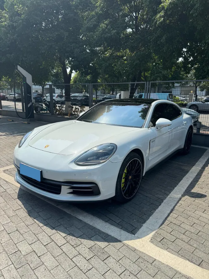 2018 Porsche Panamera 2.9T 330HP V6 8DCT PHEV 14.1KWH,autocango,china used car exporter,china ev exporter,chinese used car exporter,chinese used ev exporter