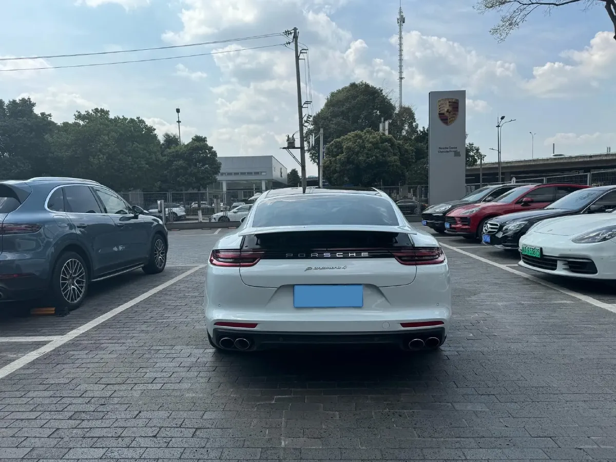 2018 Porsche Panamera 2.9T 330HP V6 8DCT PHEV 14.1KWH,autocango,china used car exporter,china ev exporter,chinese used car exporter,chinese used ev exporter