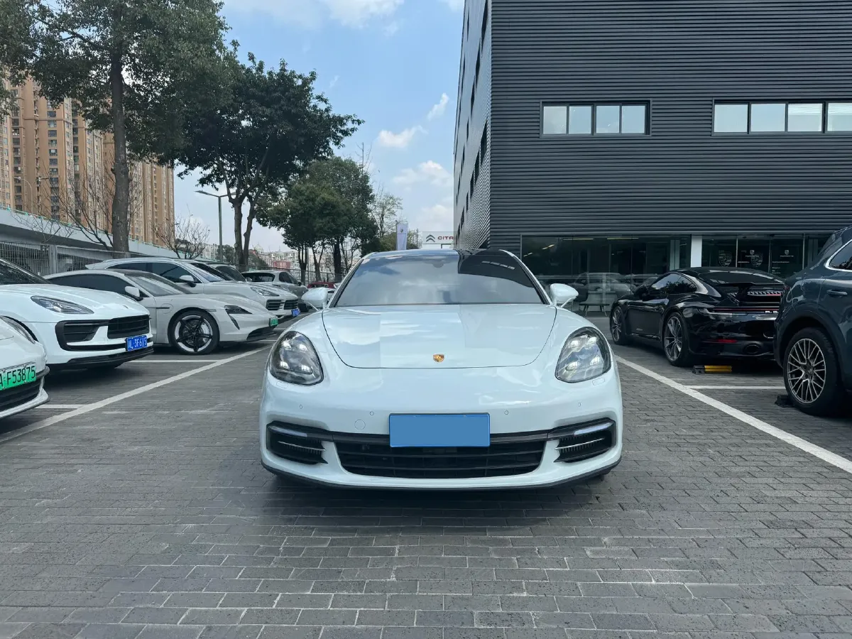 2018 Porsche Panamera 2.9T 330HP V6 8DCT PHEV 14.1KWH,autocango,china used car exporter,china ev exporter,chinese used car exporter,chinese used ev exporter