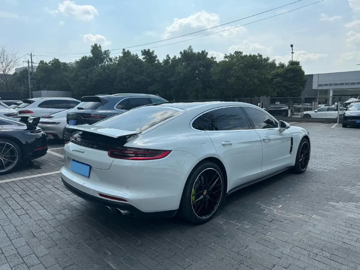 2018 Porsche Panamera 2.9T 330HP V6 8DCT PHEV 14.1KWH,autocango,china used car exporter,china ev exporter,chinese used car exporter,chinese used ev exporter