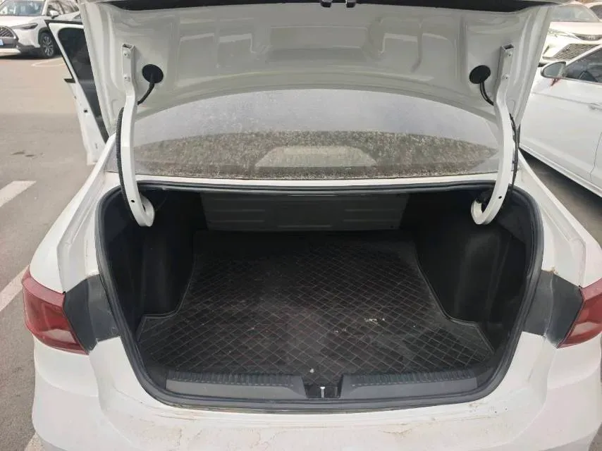 2019 Jetta VA3 1.5L 112HP L4 5MT,autocango,china used car exporter,china ev exporter,chinese used car exporter,chinese used ev exporter