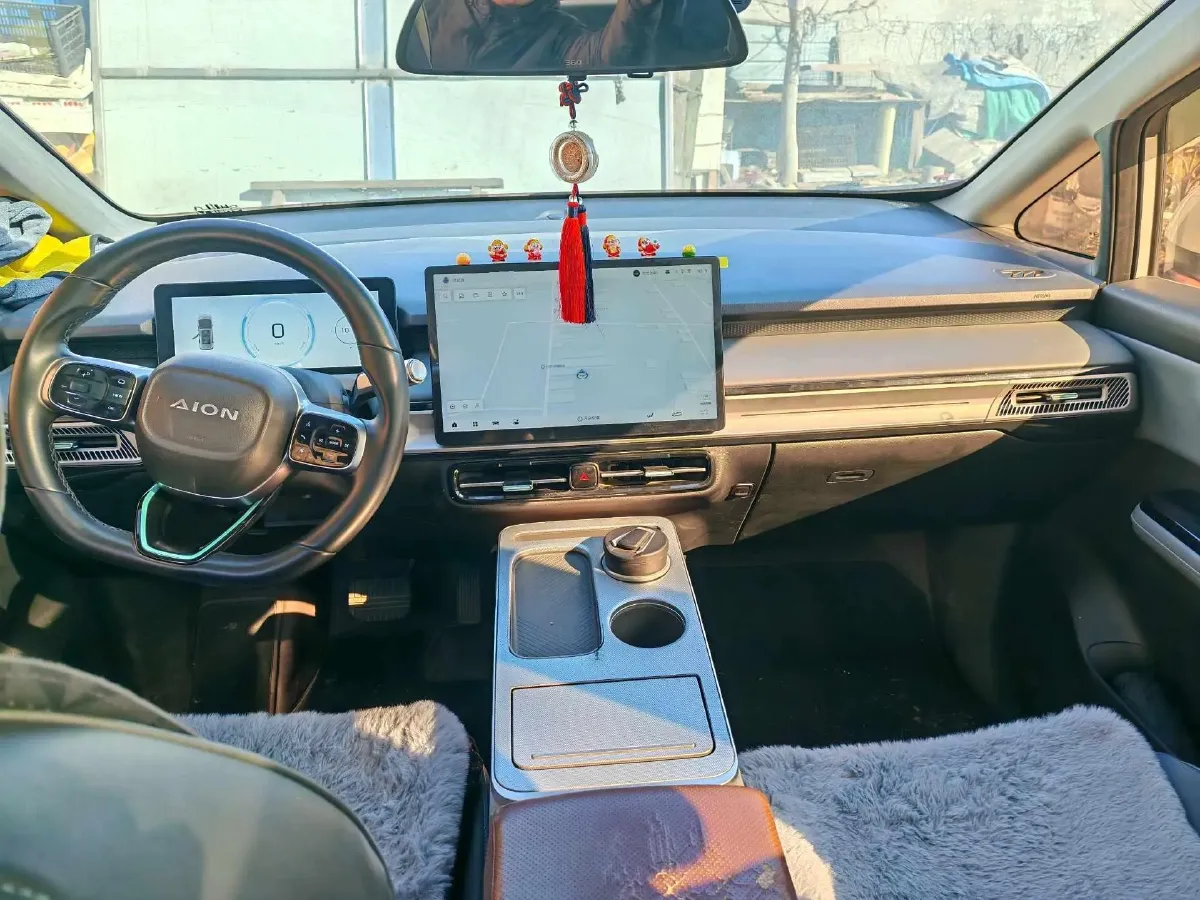 2022 Geely Okavango 1.8T 184HP L4 7DCT,autocango,china used car exporter,china ev exporter,chinese used car exporter,chinese used ev exporter