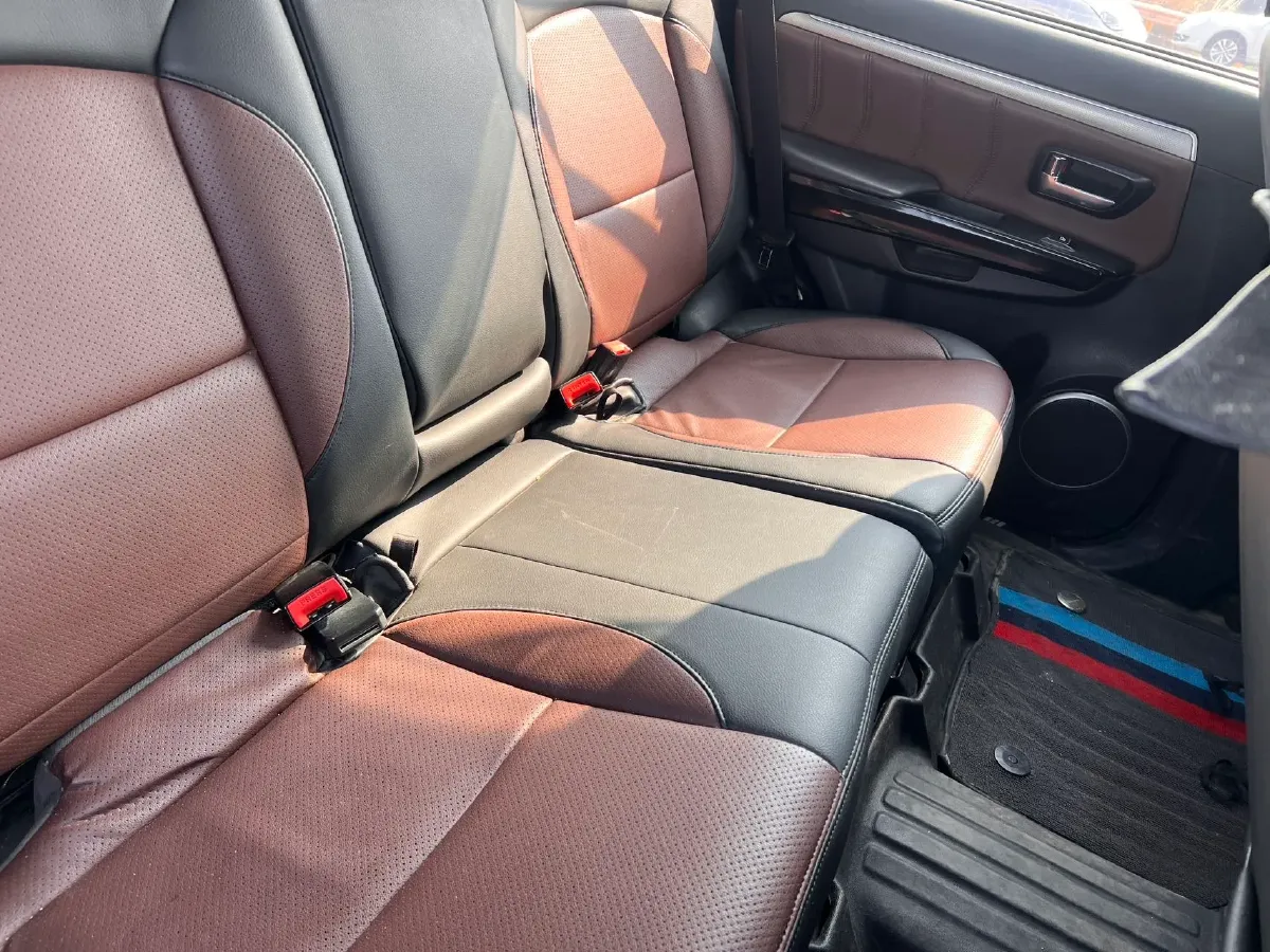 2018 Haval H5 Class 2.0T 190HP L4 6MT,autocango,china used car exporter,china ev exporter,chinese used car exporter,chinese used ev exporter