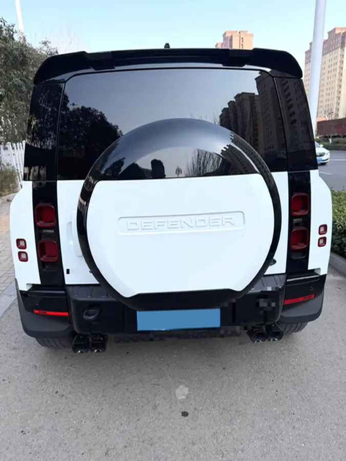2024 Land Rover Defender 3.0T 400HP L6 8AT,autocango,china used car exporter,china ev exporter,chinese used car exporter,chinese used ev exporter