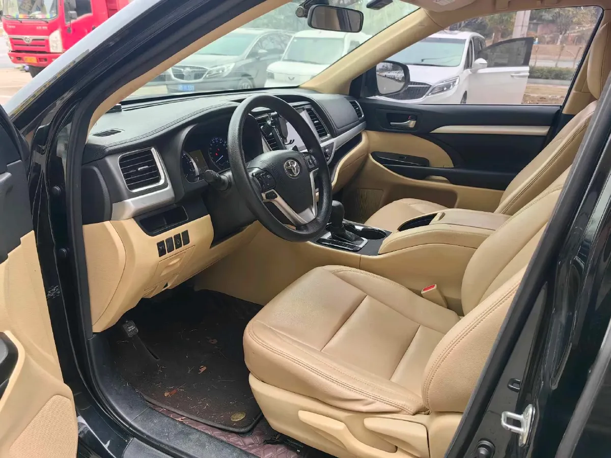 2018 Toyota Highlander 2.0T 220HP L4 6AT,autocango,china used car exporter,china ev exporter,chinese used car exporter,chinese used ev exporter