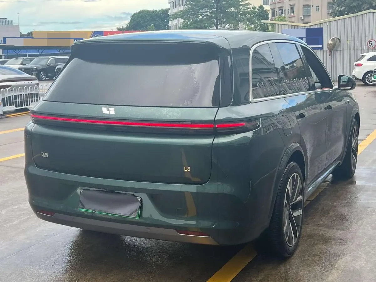 2025 Li L8 Range Extended 154HP REEV,autocango,china used car exporter,china ev exporter,chinese used car exporter,chinese used ev exporter