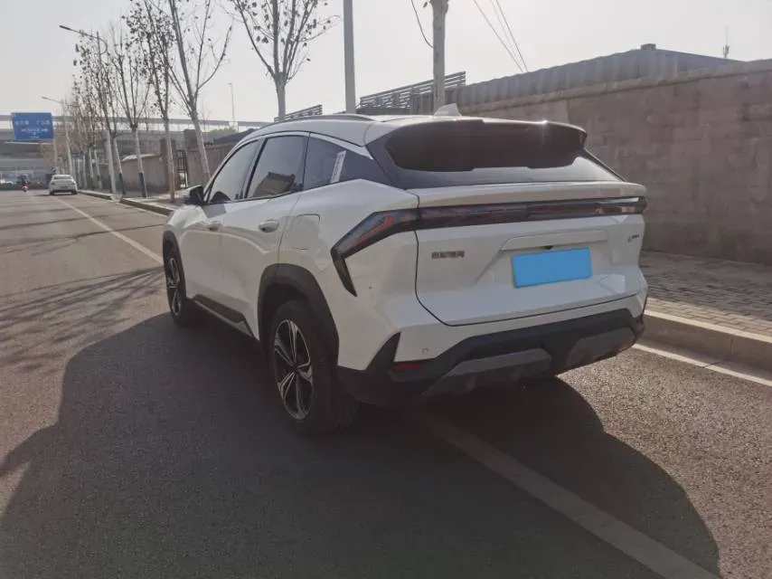 2025 Geely Galaxy L7 1.5L 112HP L4 1DHT PHEV 18.4KWH,autocango,china used car exporter,china ev exporter,chinese used car exporter,chinese used ev exporter