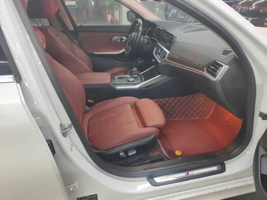 2021 BMW 3 Series 2.0T 184HP L4 8AT,autocango,china used car exporter,china ev exporter,chinese used car exporter,chinese used ev exporter