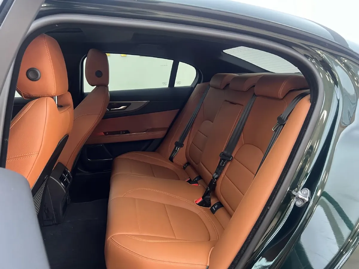 2024 Jaguar XEL 2.0T 250HP L4 8AT,autocango,china used car exporter,china ev exporter,chinese used car exporter,chinese used ev exporter