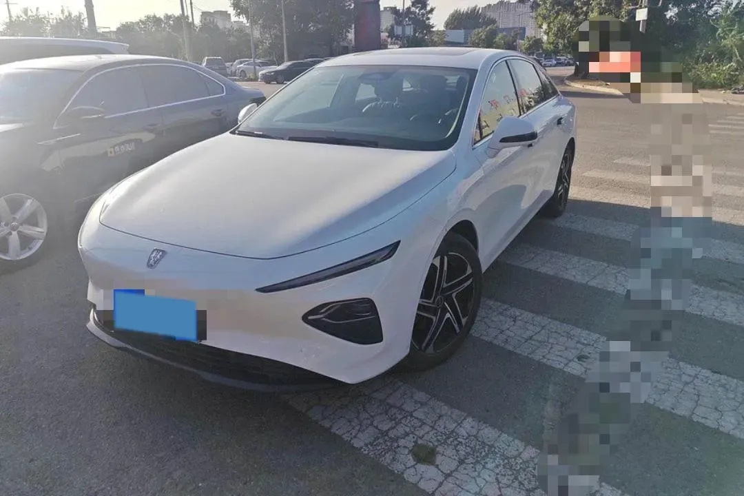 2023 Roewe D7 BEV 59.2KWH,autocango,china used car exporter,china ev exporter,chinese used car exporter,chinese used ev exporter