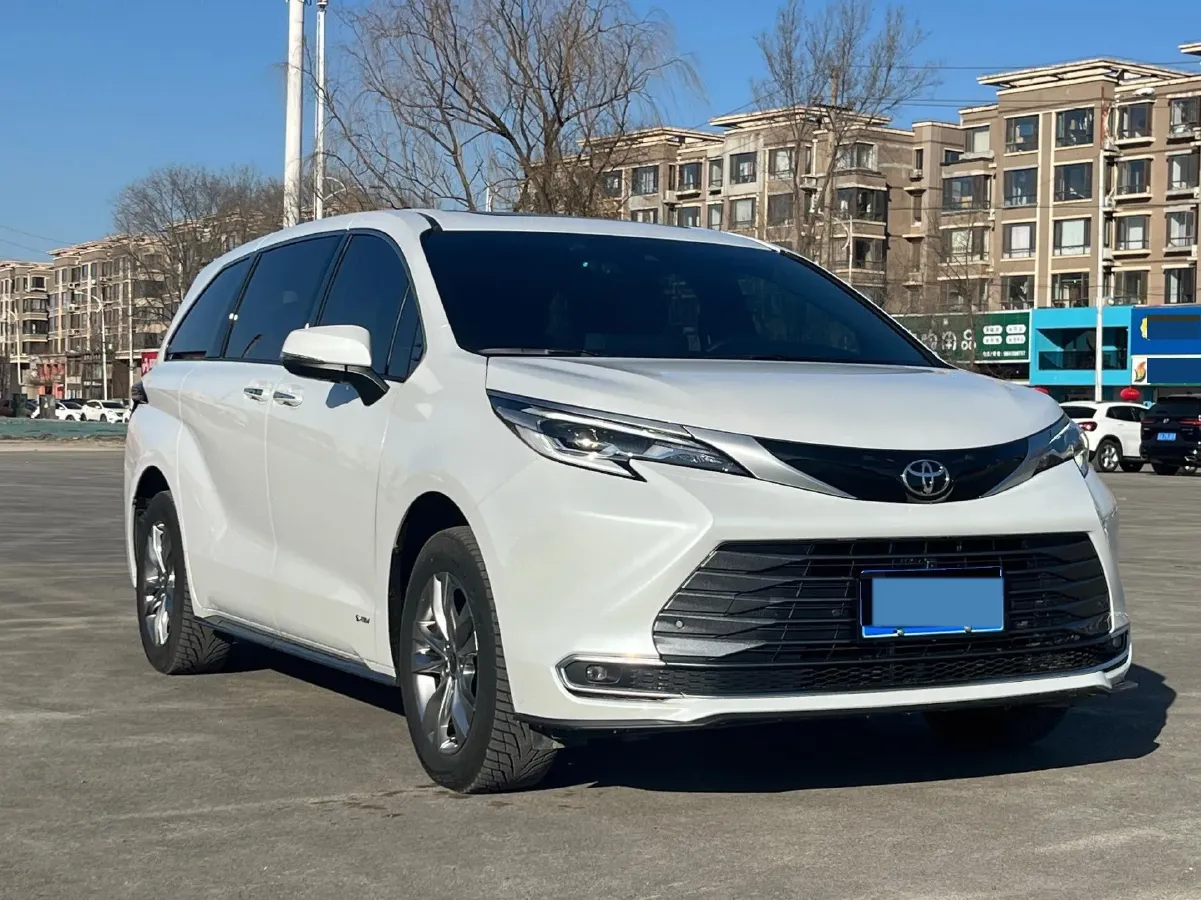 2024 Toyota Sienna 2.5L 189HP L4 E-CVT Hybrid,autocango,china used car exporter,china ev exporter,chinese used car exporter,chinese used ev exporter