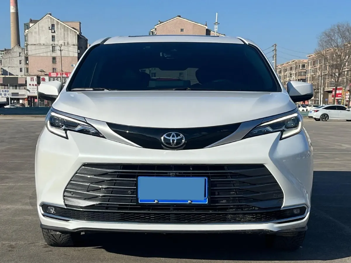 2024 Toyota Sienna 2.5L 189HP L4 E-CVT Hybrid,autocango,china used car exporter,china ev exporter,chinese used car exporter,chinese used ev exporter