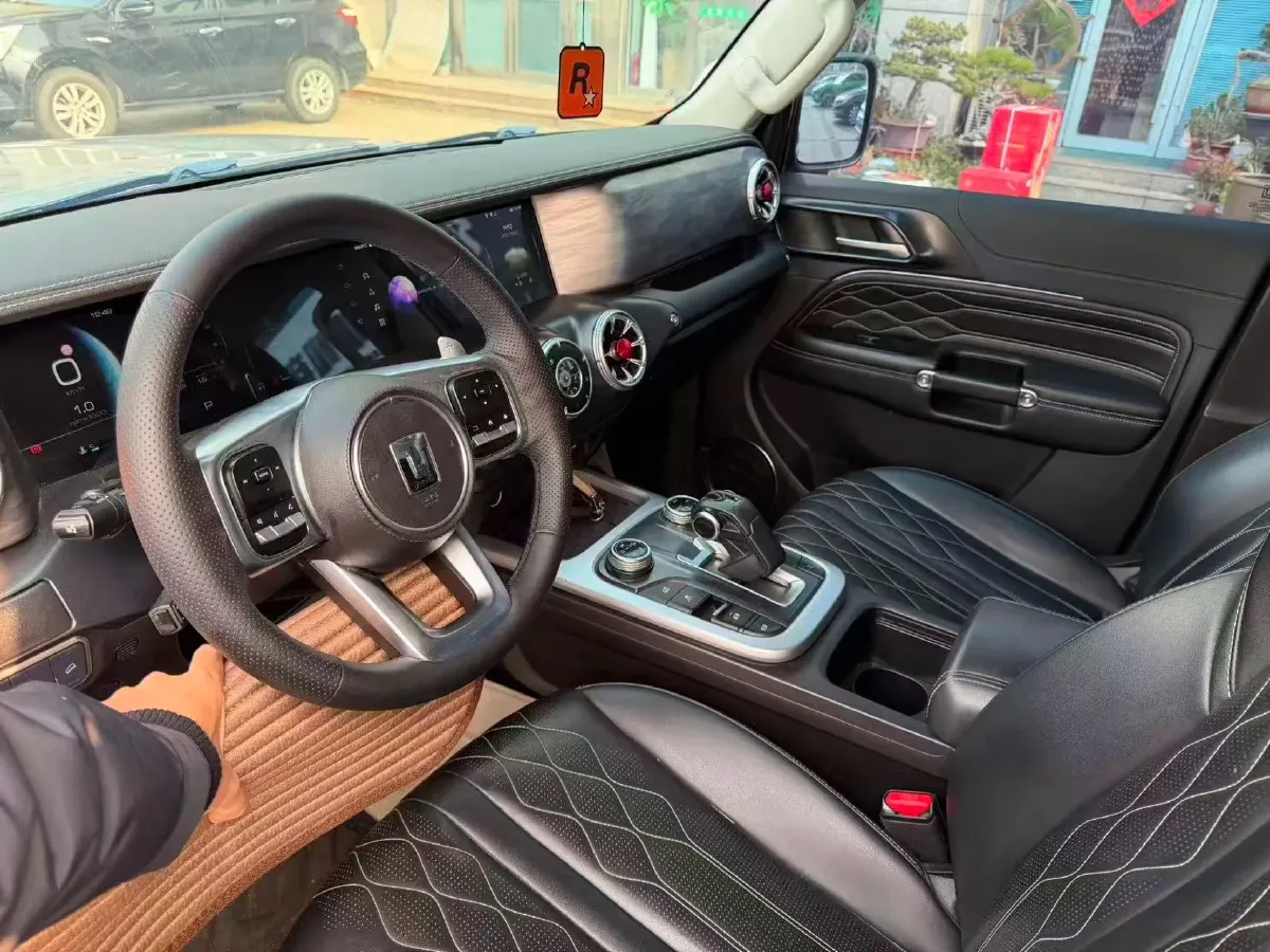 2021 Tank 300 2.0T 227HP L4 8AT,autocango,china used car exporter,china ev exporter,chinese used car exporter,chinese used ev exporter