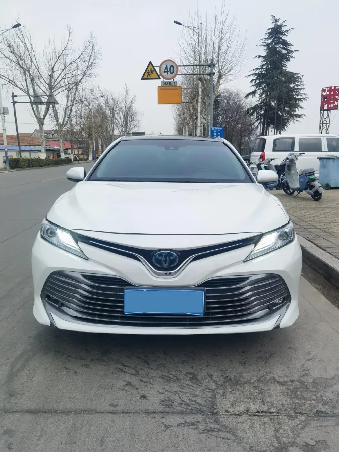 2019 Toyota Camry 2.5L 178HP L4 E-CVT Hybrid,autocango,china used car exporter,china ev exporter,chinese used car exporter,chinese used ev exporter