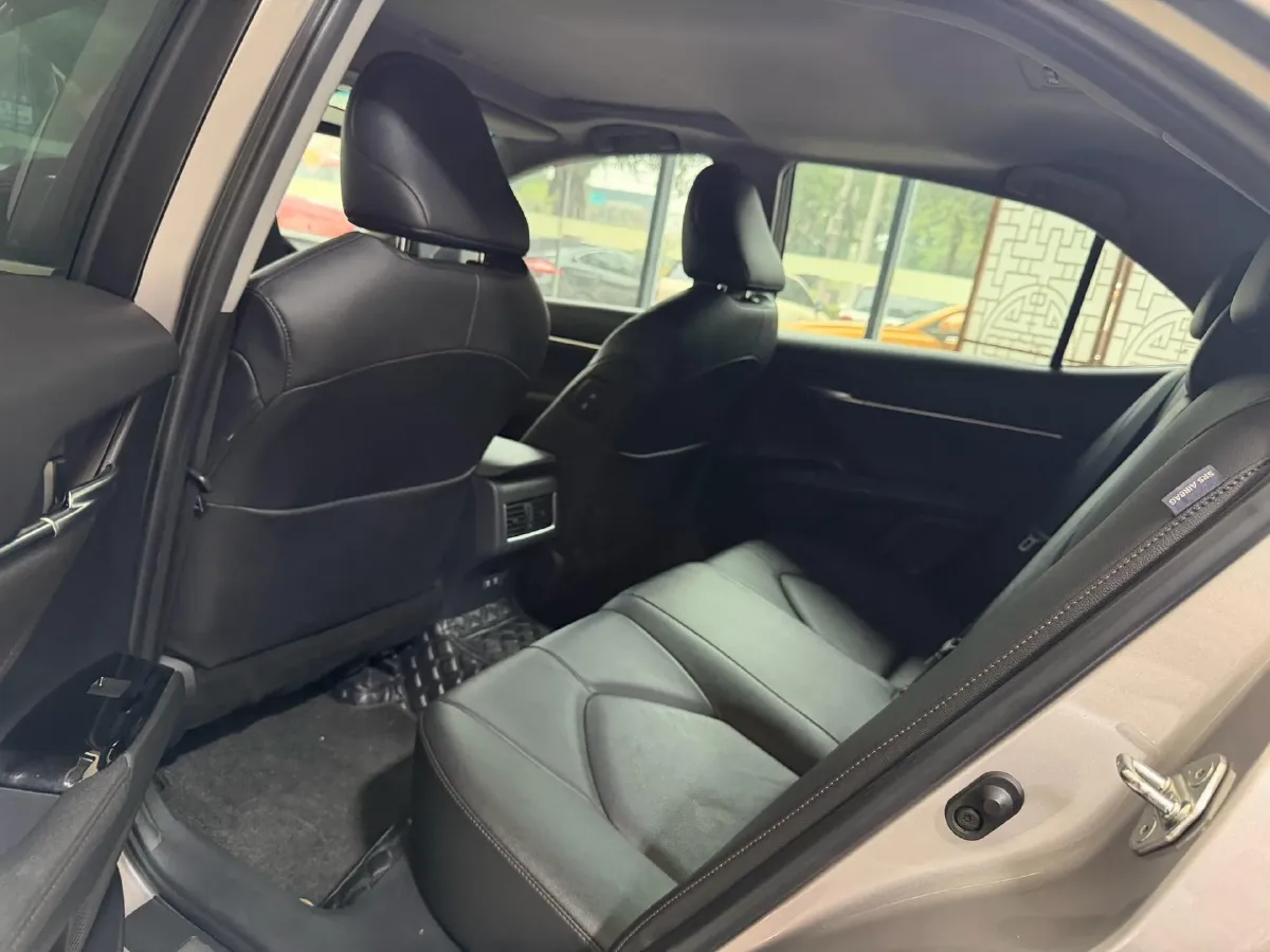 2021 Toyota Camry 2.0L 178HP L4 CVT,autocango,china used car exporter,china ev exporter,chinese used car exporter,chinese used ev exporter