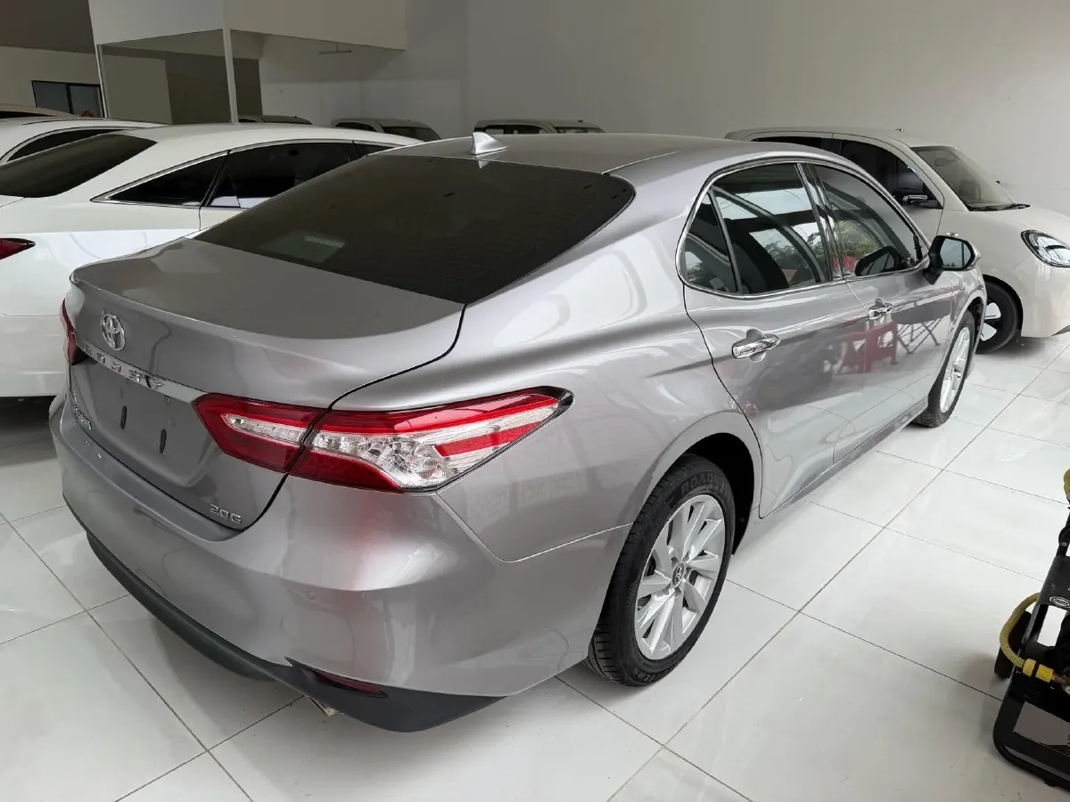 2021 Toyota Camry 2.0L 178HP L4 CVT,autocango,china used car exporter,china ev exporter,chinese used car exporter,chinese used ev exporter