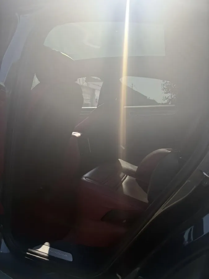 2022 Porsche Cayenne 2.0T 252HP L4 8AT PHEV 17.9KWH,autocango,china used car exporter,china ev exporter,chinese used car exporter,chinese used ev exporter