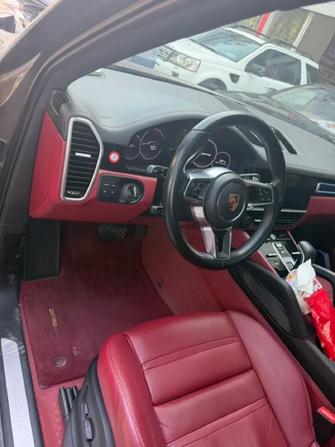 2022 Porsche Cayenne 2.0T 252HP L4 8AT PHEV 17.9KWH,autocango,china used car exporter,china ev exporter,chinese used car exporter,chinese used ev exporter