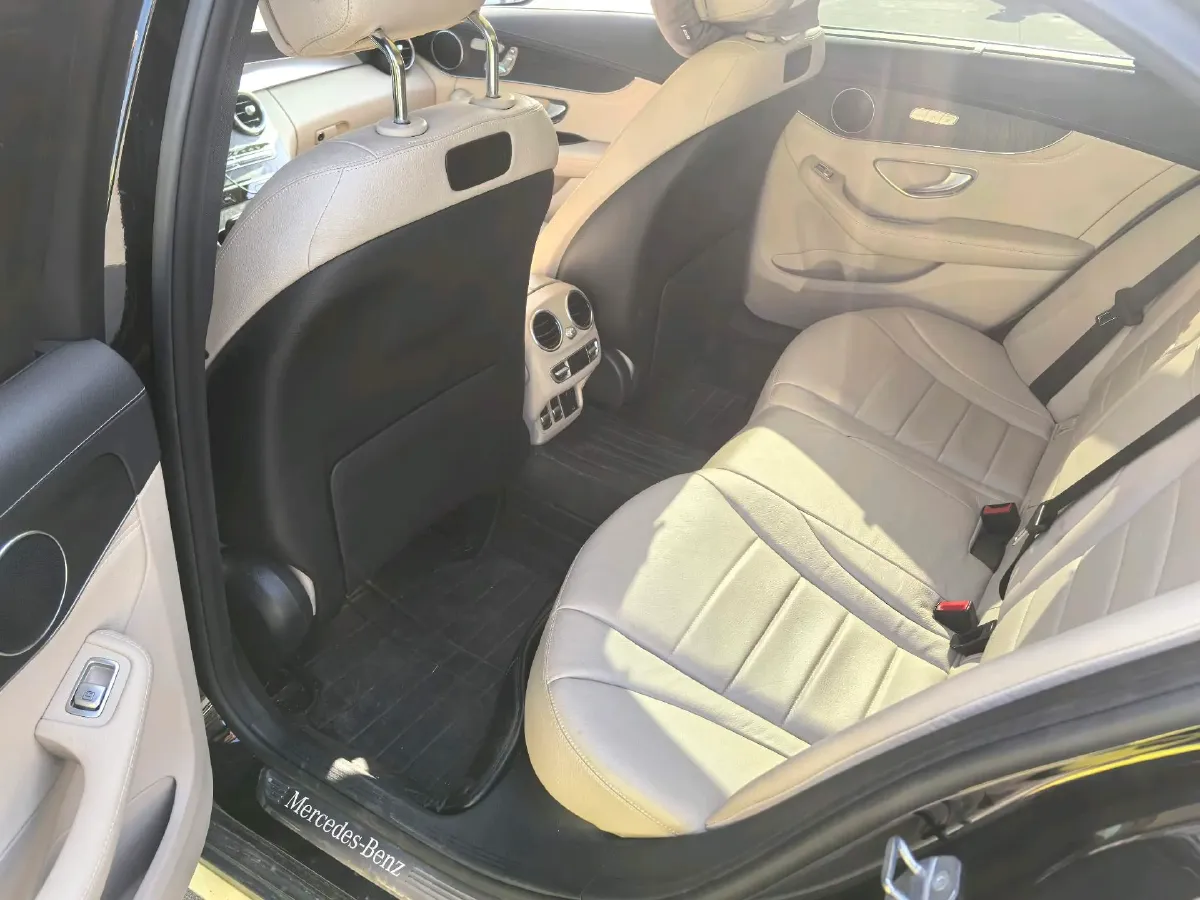 2019 Mercedes-Benz GLC Coupe 2.0T 211HP L4 9AT,autocango,china used car exporter,china ev exporter,chinese used car exporter,chinese used ev exporter