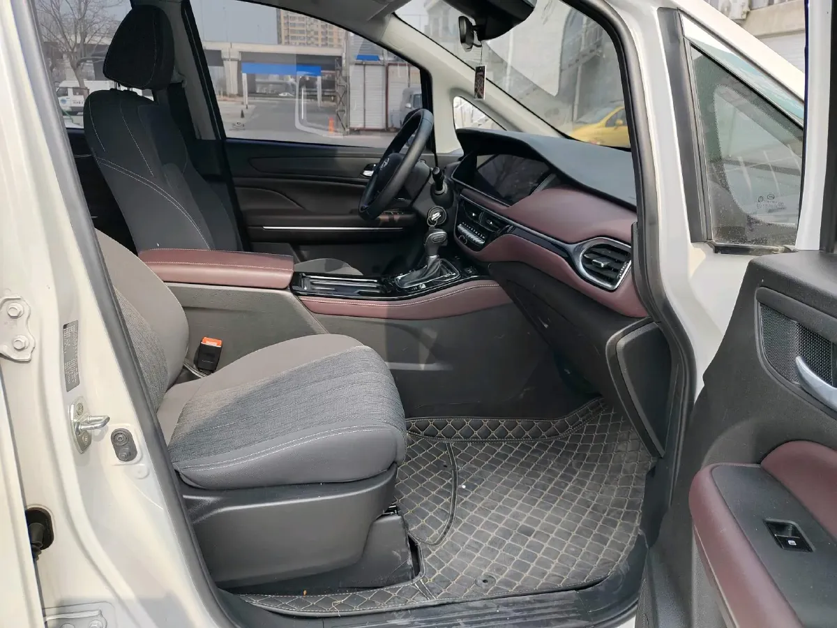 2023 GAC Trumpchi M6 1.5T 177HP L4 7DCT,autocango,china used car exporter,china ev exporter,chinese used car exporter,chinese used ev exporter