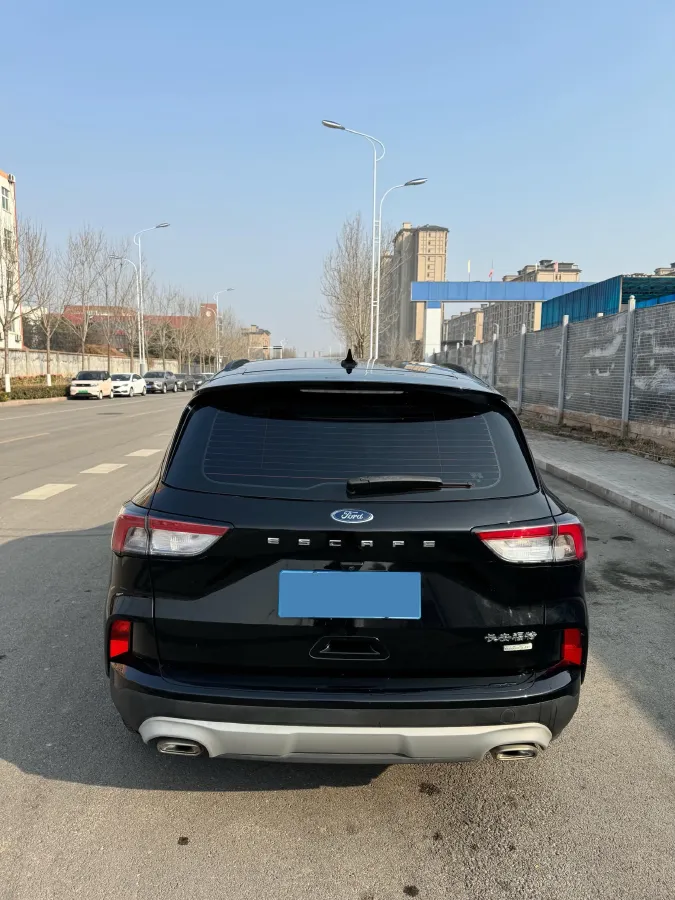 2020 Ford Escape 2.0T 248HP L4 8AT,autocango,china used car exporter,china ev exporter,chinese used car exporter,chinese used ev exporter
