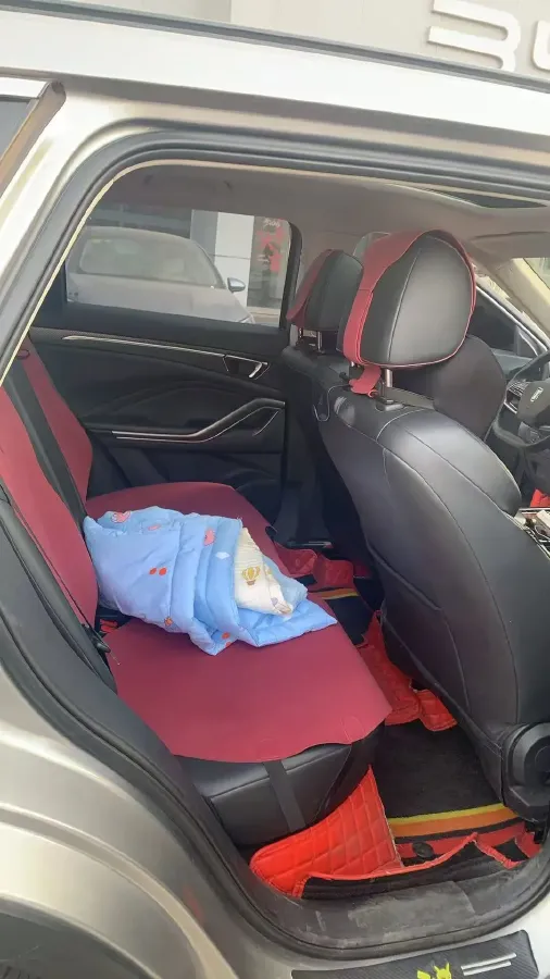 2021 Bestune T55 1.5T 169HP L4 7DCT,autocango,china used car exporter,china ev exporter,chinese used car exporter,chinese used ev exporter