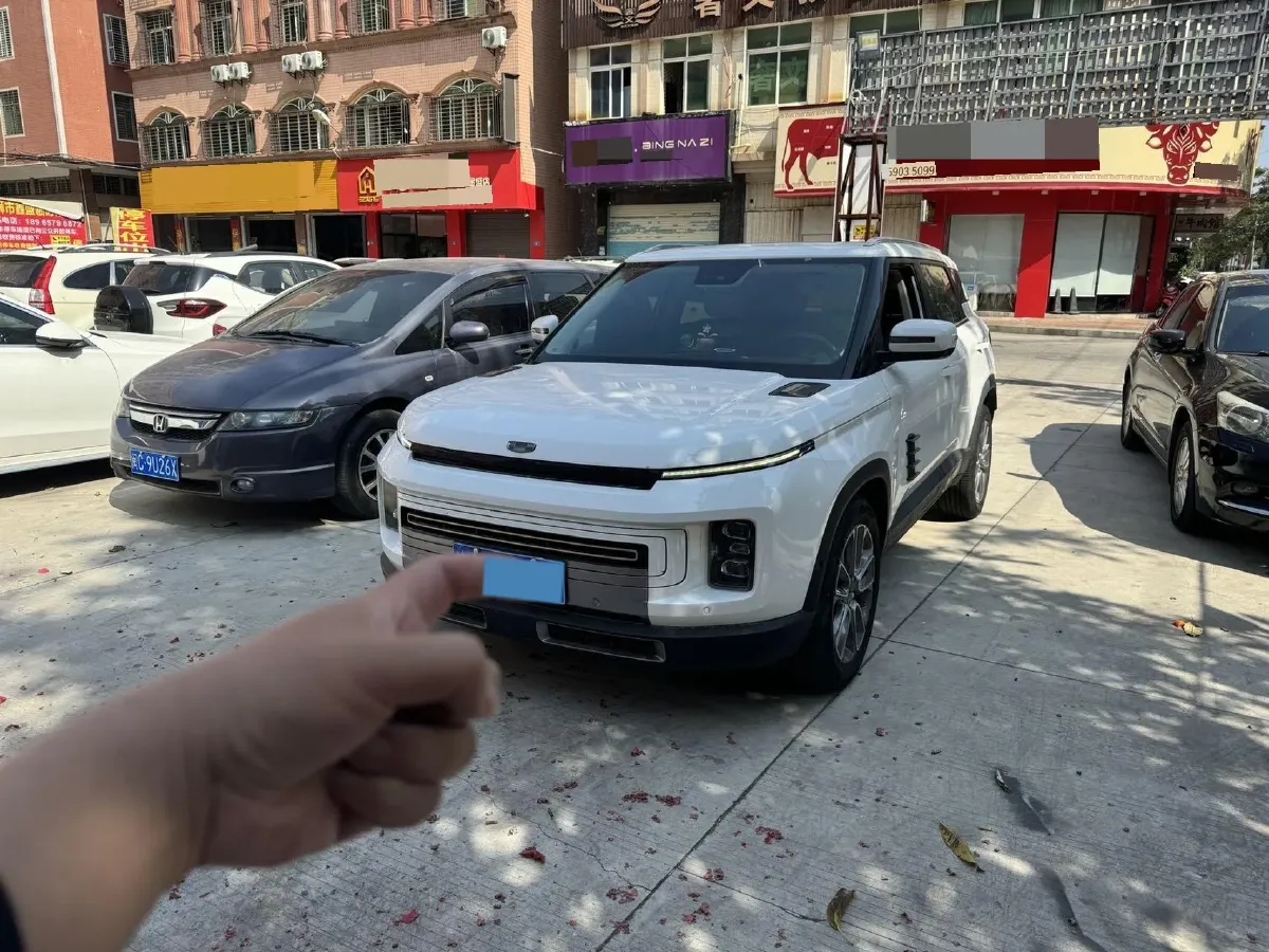 2020 Geely ICON 1.5T 177HP L3 7DCT,autocango,china used car exporter,china ev exporter,chinese used car exporter,chinese used ev exporter