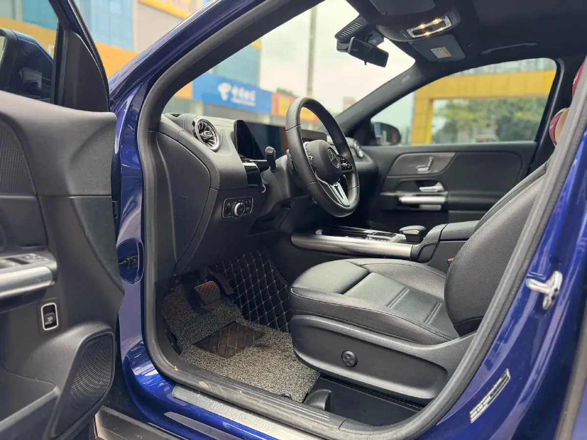 2020 Mercedes-Benz GLA Class 1.3T 163HP L4 7DCT,autocango,china used car exporter,china ev exporter,chinese used car exporter,chinese used ev exporter