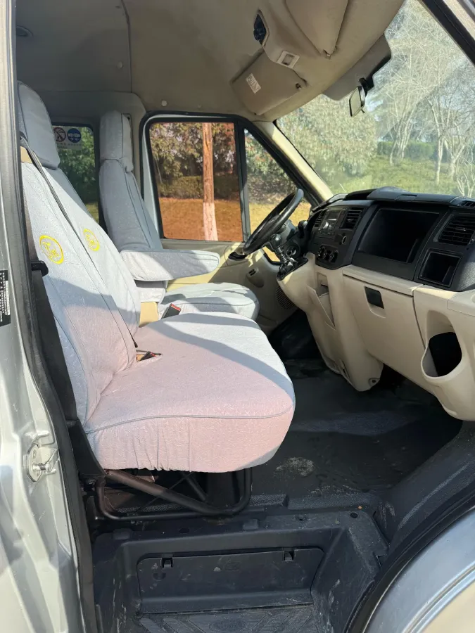 2019 Ford New Era Transit 2.2T 140HP L4 6MT,autocango,china used car exporter,china ev exporter,chinese used car exporter,chinese used ev exporter