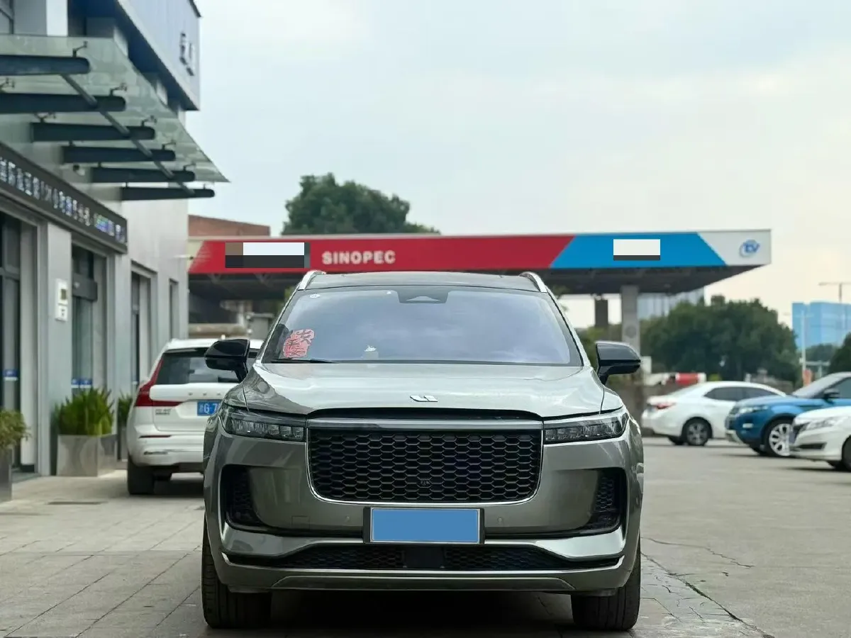 2021 Li ONE Range Extended 131HP REEV 40.5KWH,autocango,china used car exporter,china ev exporter,chinese used car exporter,chinese used ev exporter