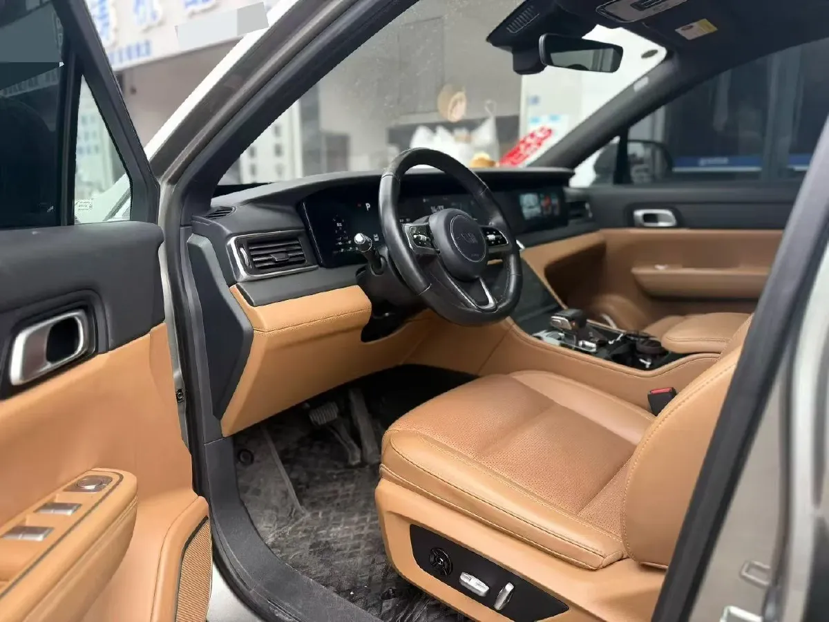 2021 Li ONE Range Extended 131HP REEV 40.5KWH,autocango,china used car exporter,china ev exporter,chinese used car exporter,chinese used ev exporter