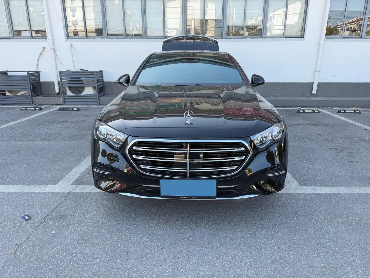 2025 Mercedes-Benz E Class 2.0T 258HP L4 9AT,autocango,china used car exporter,china ev exporter,chinese used car exporter,chinese used ev exporter