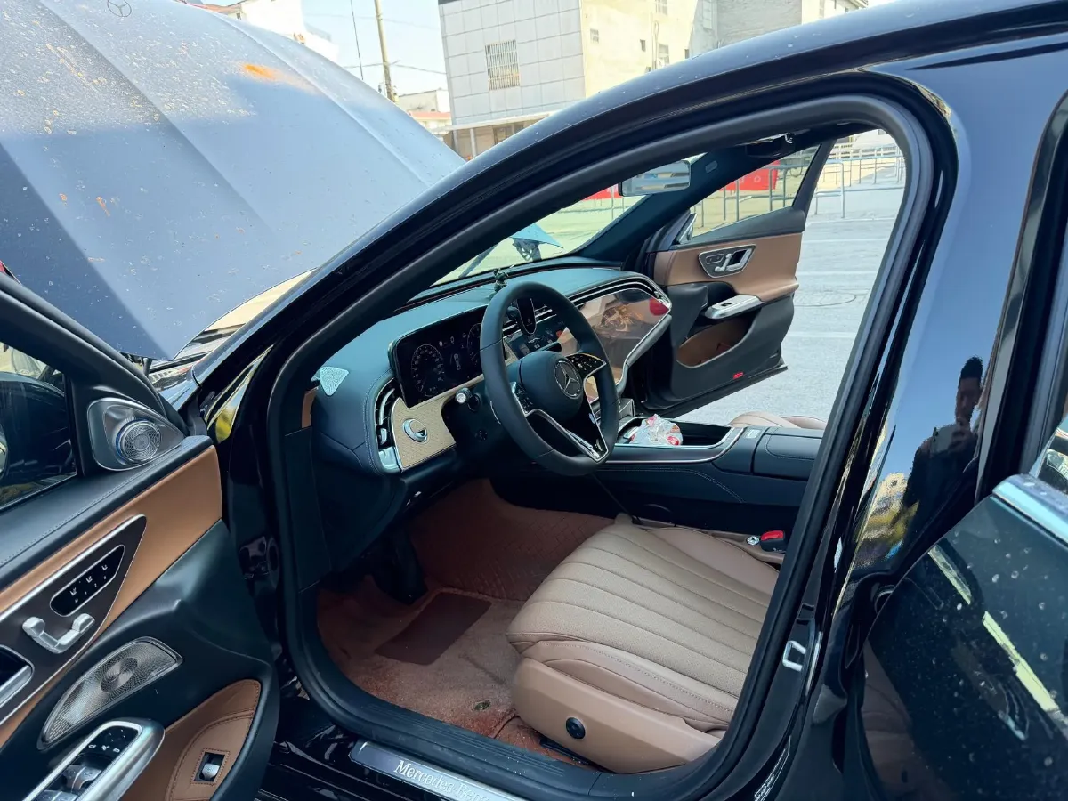 2025 Mercedes-Benz E Class 2.0T 258HP L4 9AT,autocango,china used car exporter,china ev exporter,chinese used car exporter,chinese used ev exporter