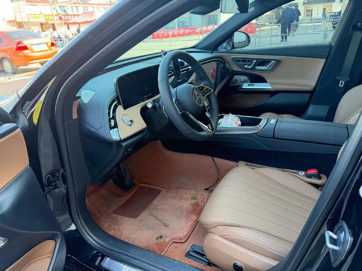 2025 Mercedes-Benz E Class 2.0T 258HP L4 9AT,autocango,china used car exporter,china ev exporter,chinese used car exporter,chinese used ev exporter