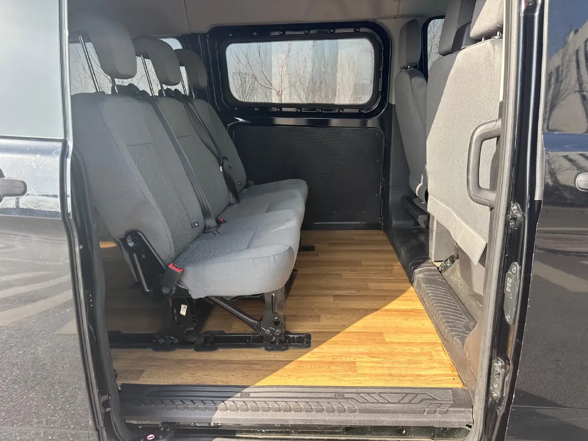 2020 Ford Transit 2.0T 121HP L4 5MT,autocango,china used car exporter,china ev exporter,chinese used car exporter,chinese used ev exporter