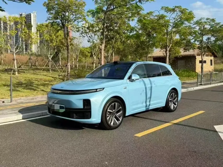 2025 Li L7 Range Extended 154HP REEV,autocango,china used car exporter,china ev exporter,chinese used car exporter,chinese used ev exporter