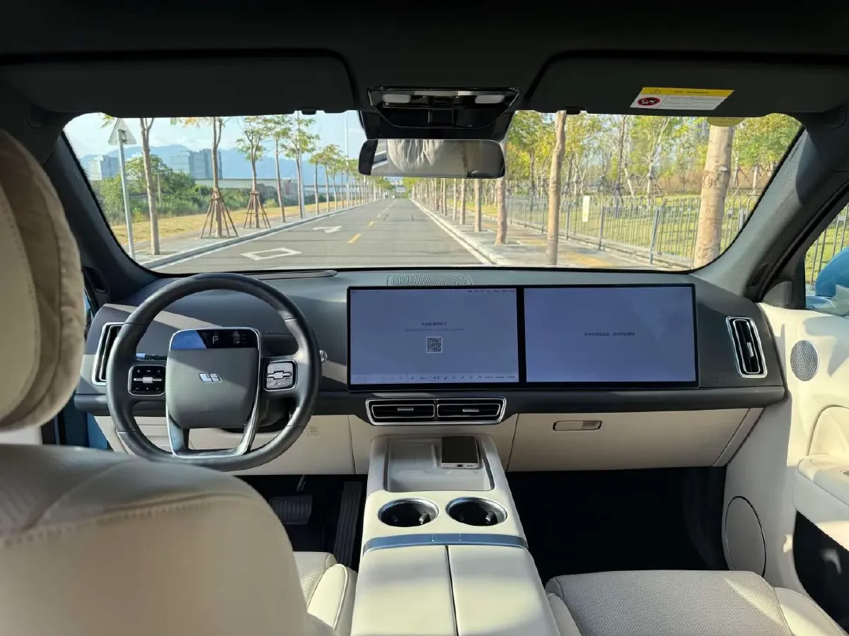 2025 Li L7 Range Extended 154HP REEV,autocango,china used car exporter,china ev exporter,chinese used car exporter,chinese used ev exporter