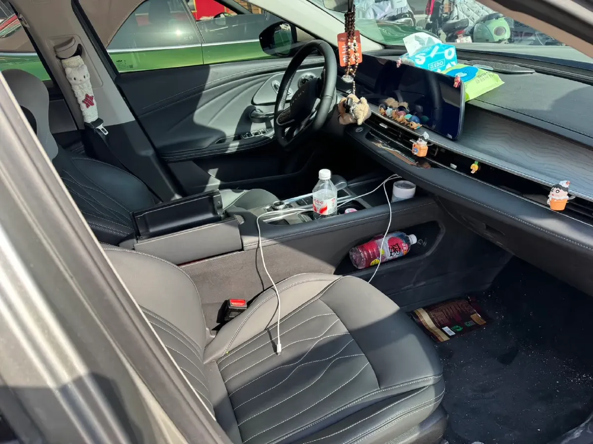 2025 Chery Arrizo 8 1.6T 197HP L4 7DCT,autocango,china used car exporter,china ev exporter,chinese used car exporter,chinese used ev exporter