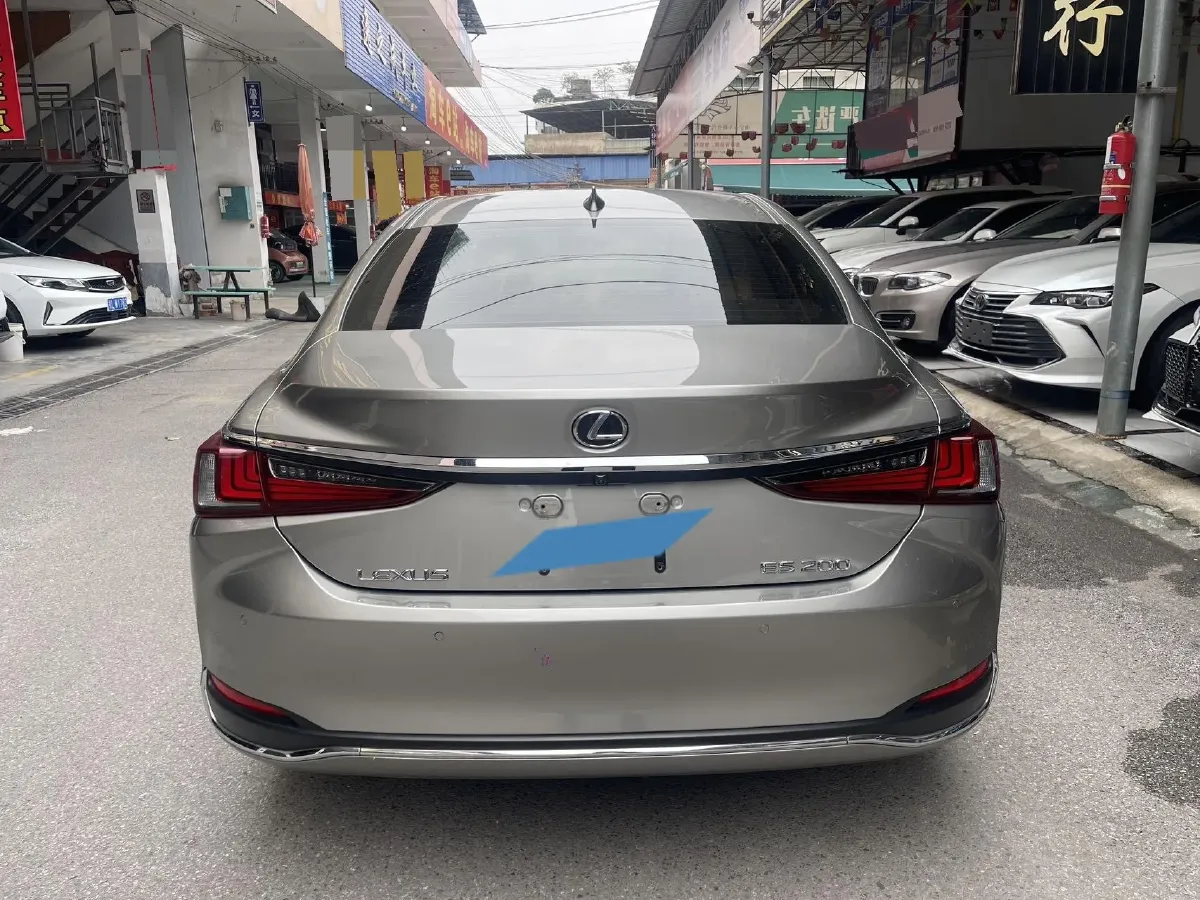 2018 Lexus ES 2.0L 167HP L4 6AT,autocango,china used car exporter,china ev exporter,chinese used car exporter,chinese used ev exporter