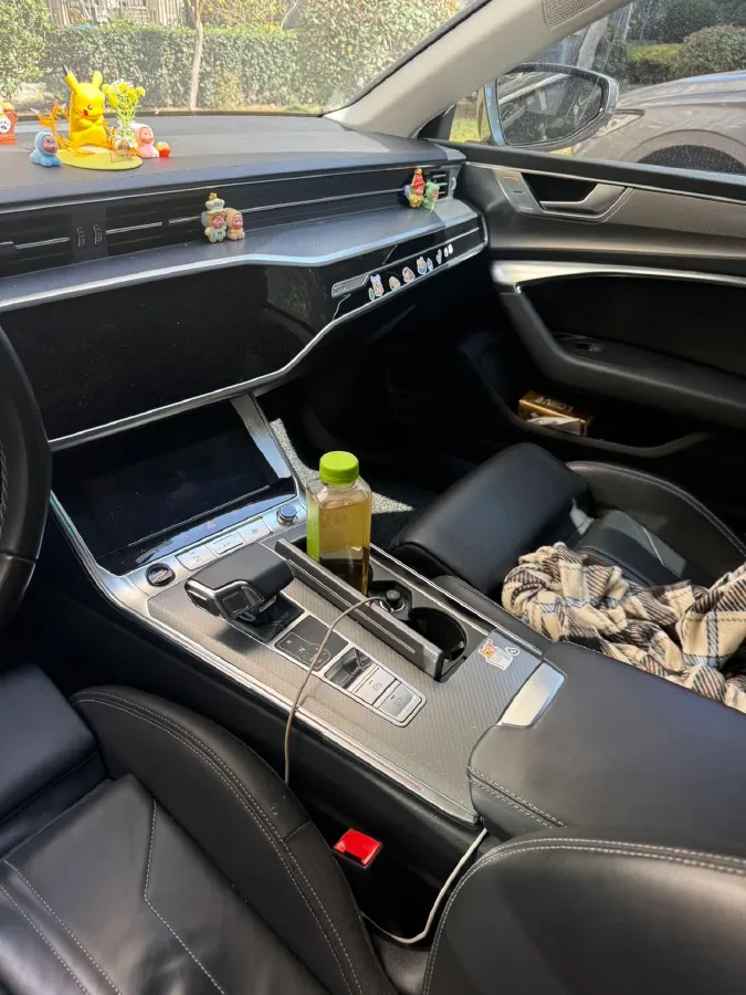 2024 Audi A7 2.0T 265HP L4 7DCT,autocango,china used car exporter,china ev exporter,chinese used car exporter,chinese used ev exporter