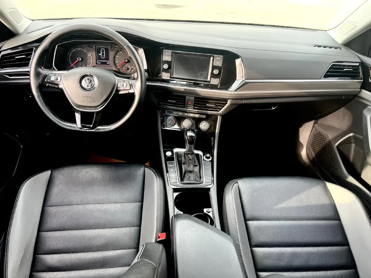 2020 Volkswagen Sagitar 1.2T 116HP L4 7DCT,autocango,china used car exporter,china ev exporter,chinese used car exporter,chinese used ev exporter